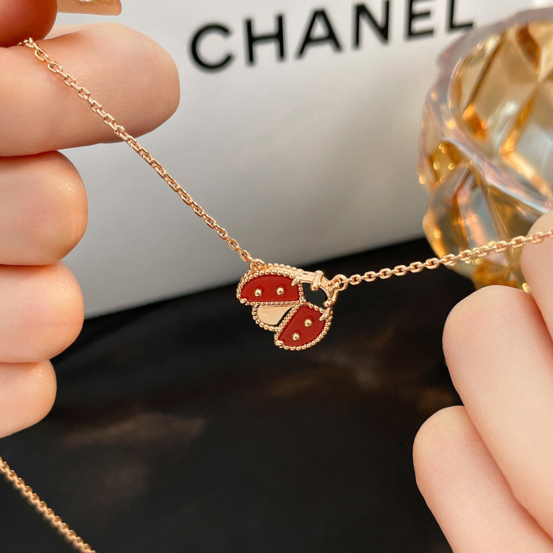 [Perla Lux]LUCKY  CARNELIANS LADYBUG NECKLACE