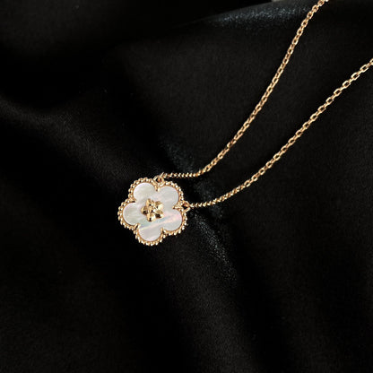 [Perla Lux]LUCKY  WHITE MOP  PLUM BLOSSOM NECKLACE