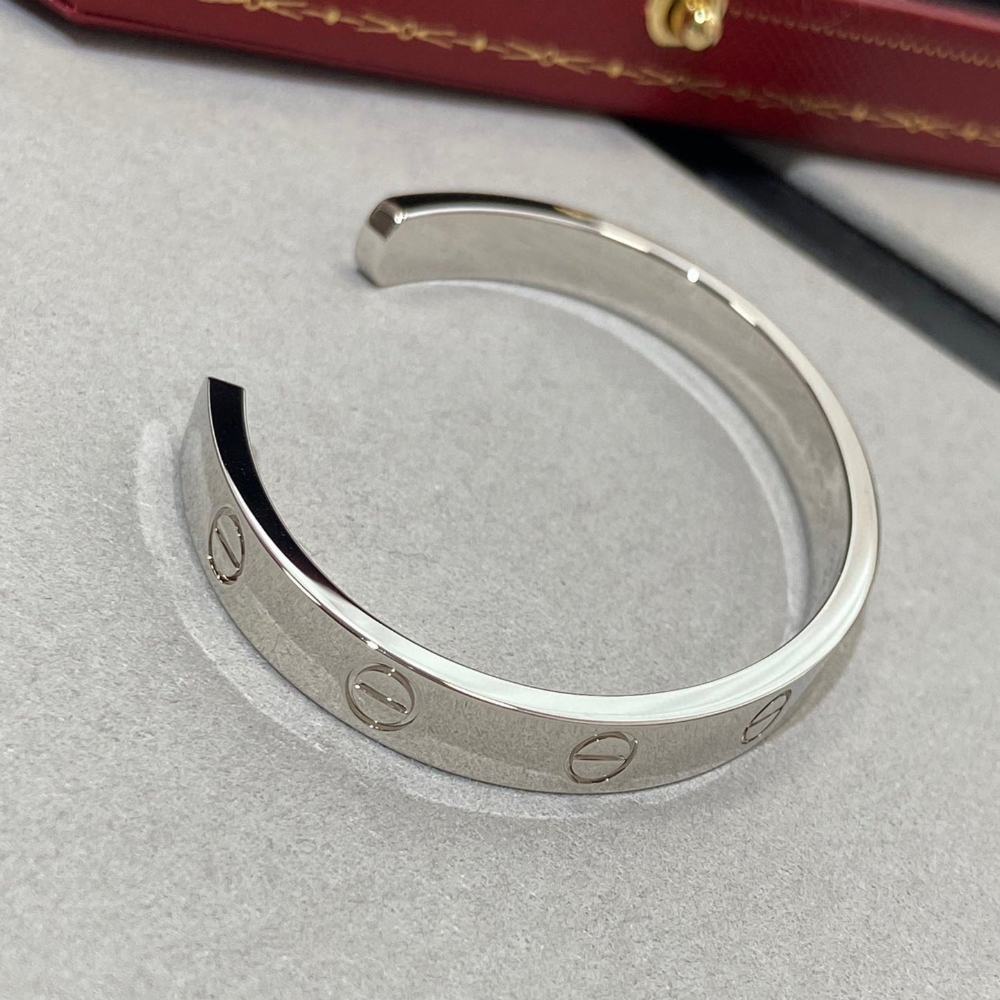 [Perla Lux]LOVE BRACELET 6.1MM 1 DIAMOND OPEN CUFF