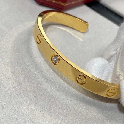 [Perla Lux]LOVE BRACELET 6.1MM 1 DIAMOND OPEN CUFF