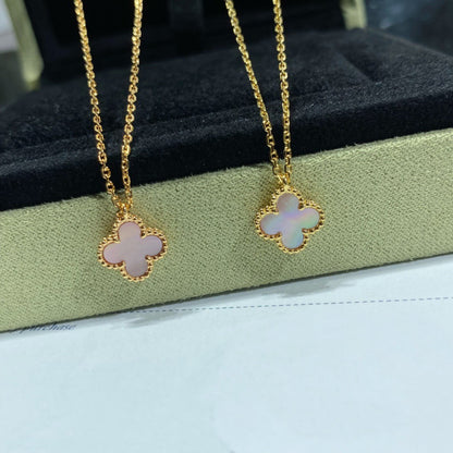 [Perla Lux]CLOVER 15MM PINK MOTHER-OF-PEARL SINGLE FLOWER NECKLACE