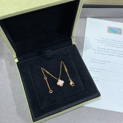 [Perla Lux]CLOVER 15MM PINK MOTHER-OF-PEARL SINGLE FLOWER NECKLACE
