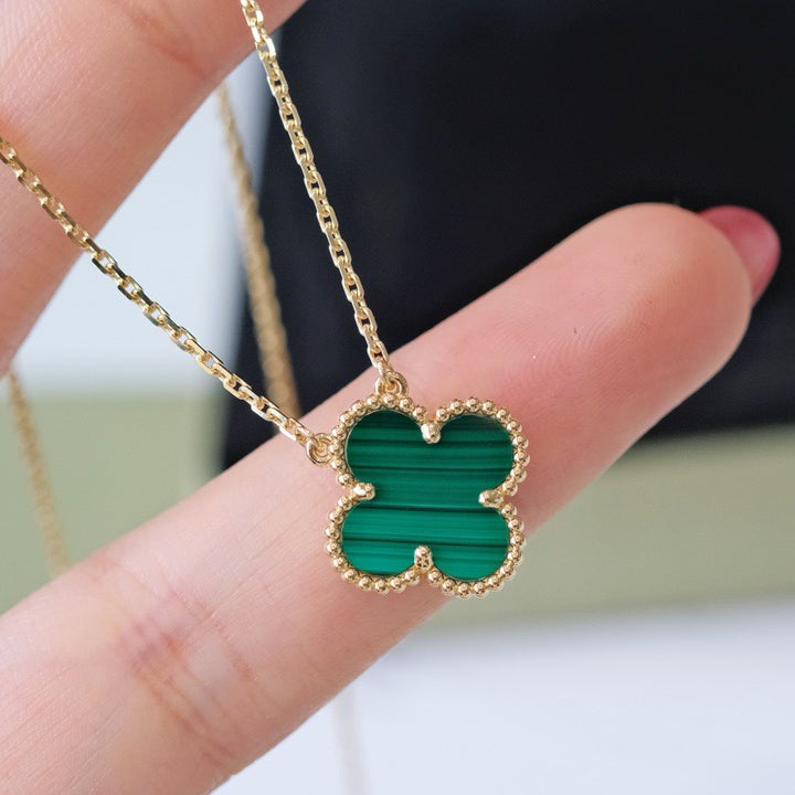 [Perla Lux]CLOVER 15MM MALACHITE SINGLE FLOWER  NECKLACE