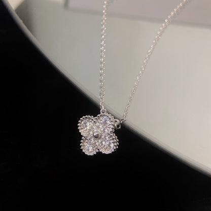 [Perla Lux]CLOVER 15MM DIAMOND SINGLE FLOWER NECKLACE