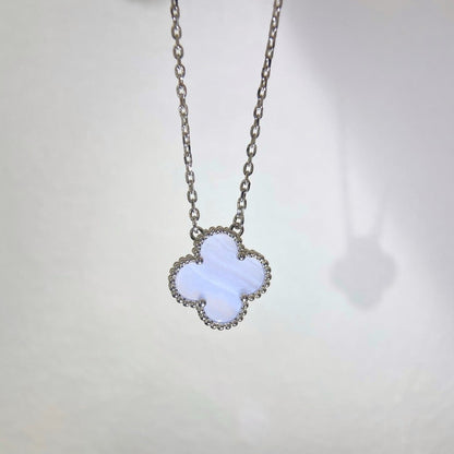 [Perla Lux]CLOVER 15MM BLUE CHALCEDONY NECKLACE SILVER
