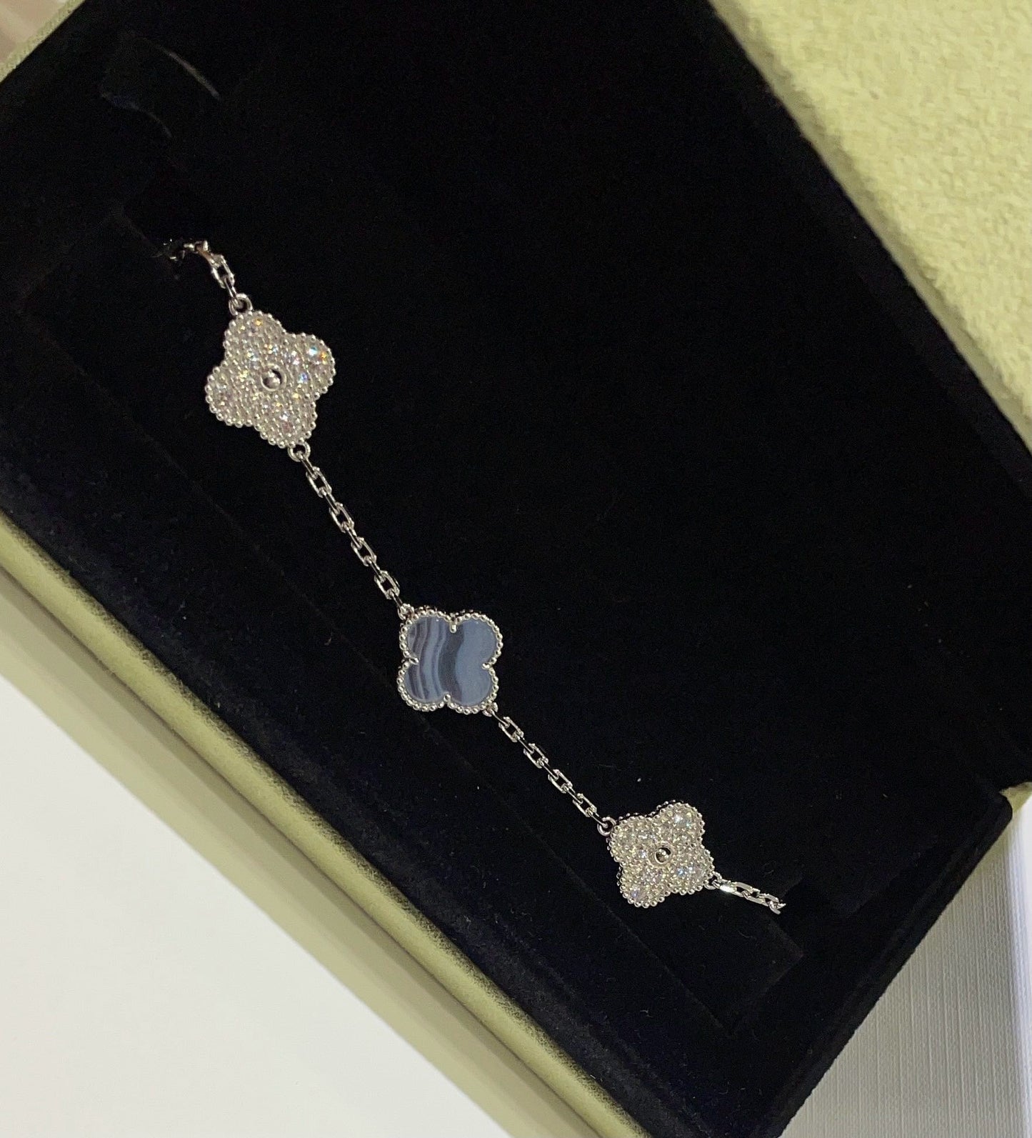 [Perla Lux]CLOVER  5 MOTIF DIAMOND PURPLE CHALCEDONY BRACELET SILVER