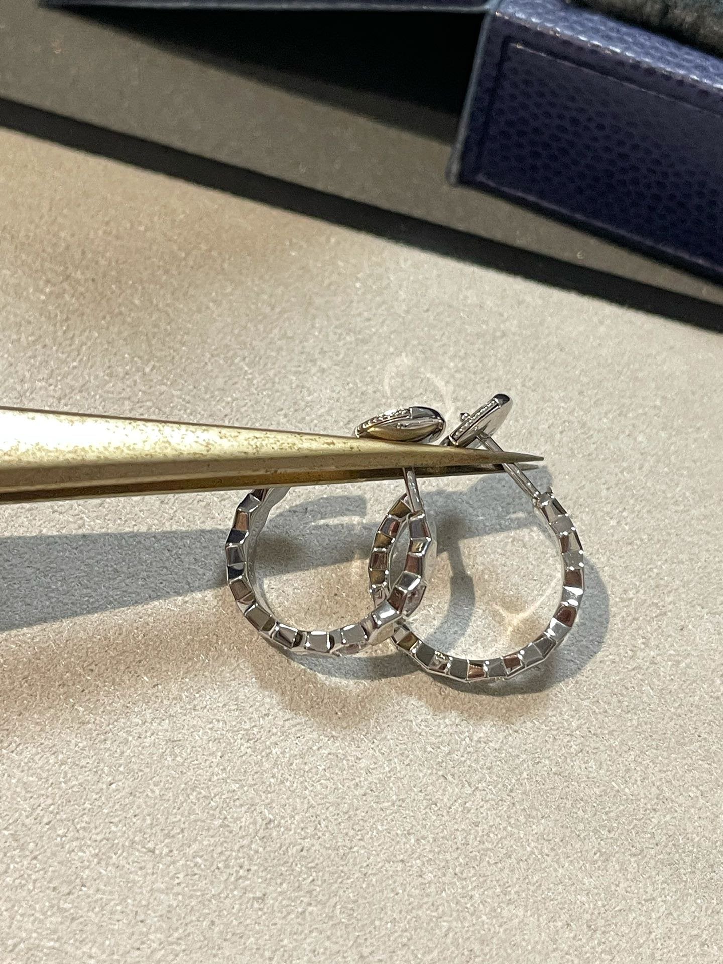 [Perla Lux]Hollow Design Four-Leaf Clover Flower Shape Ring