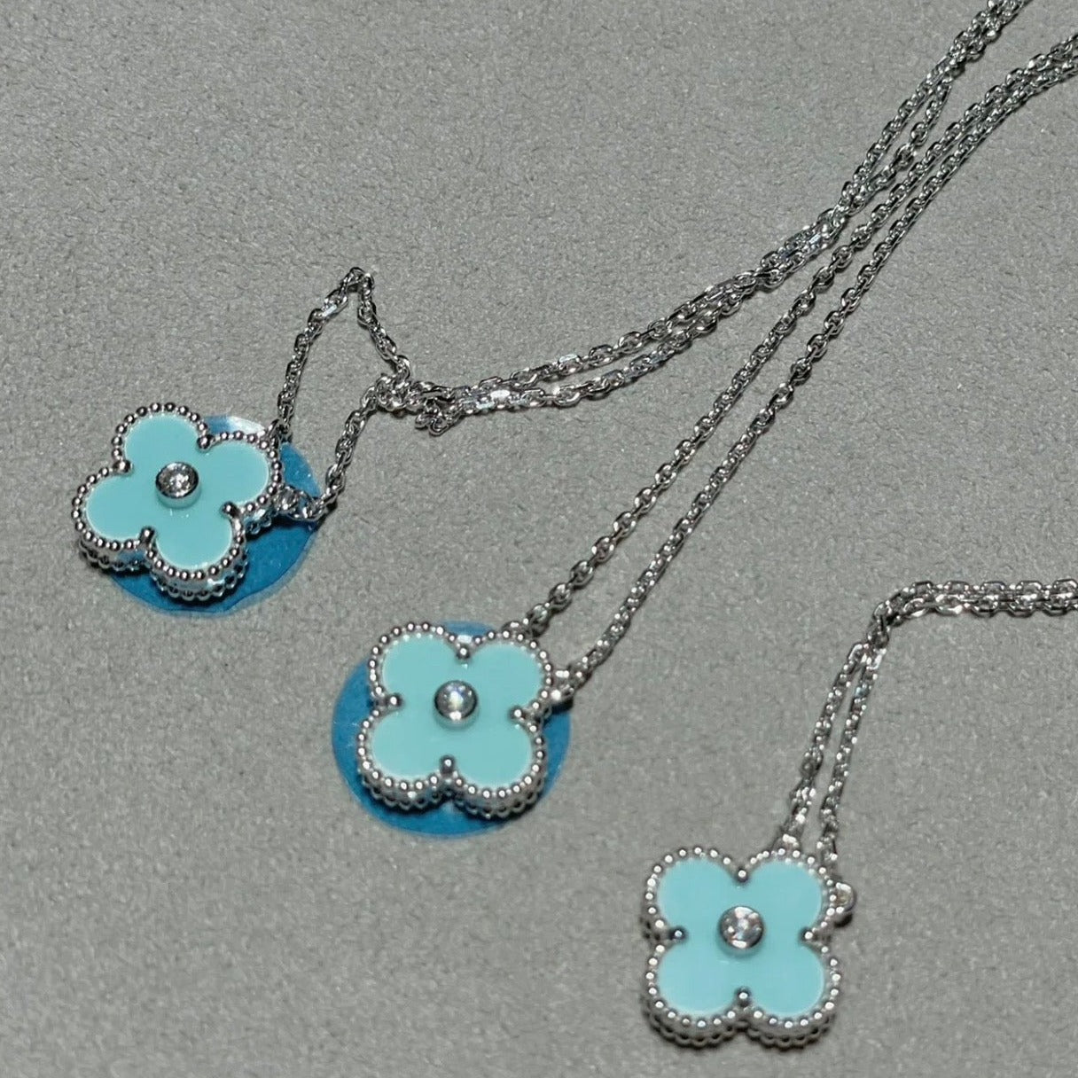 [Perla Lux]CLOVER 1 DIAMOND LIGHT BLUE SILVER NECKLACE