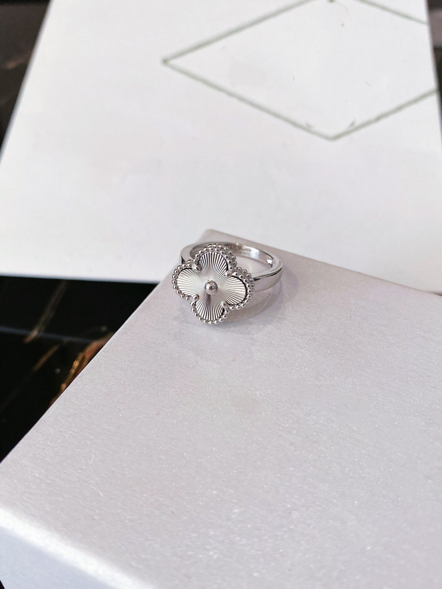 [Perla Lux]CLOVER SILVER RING