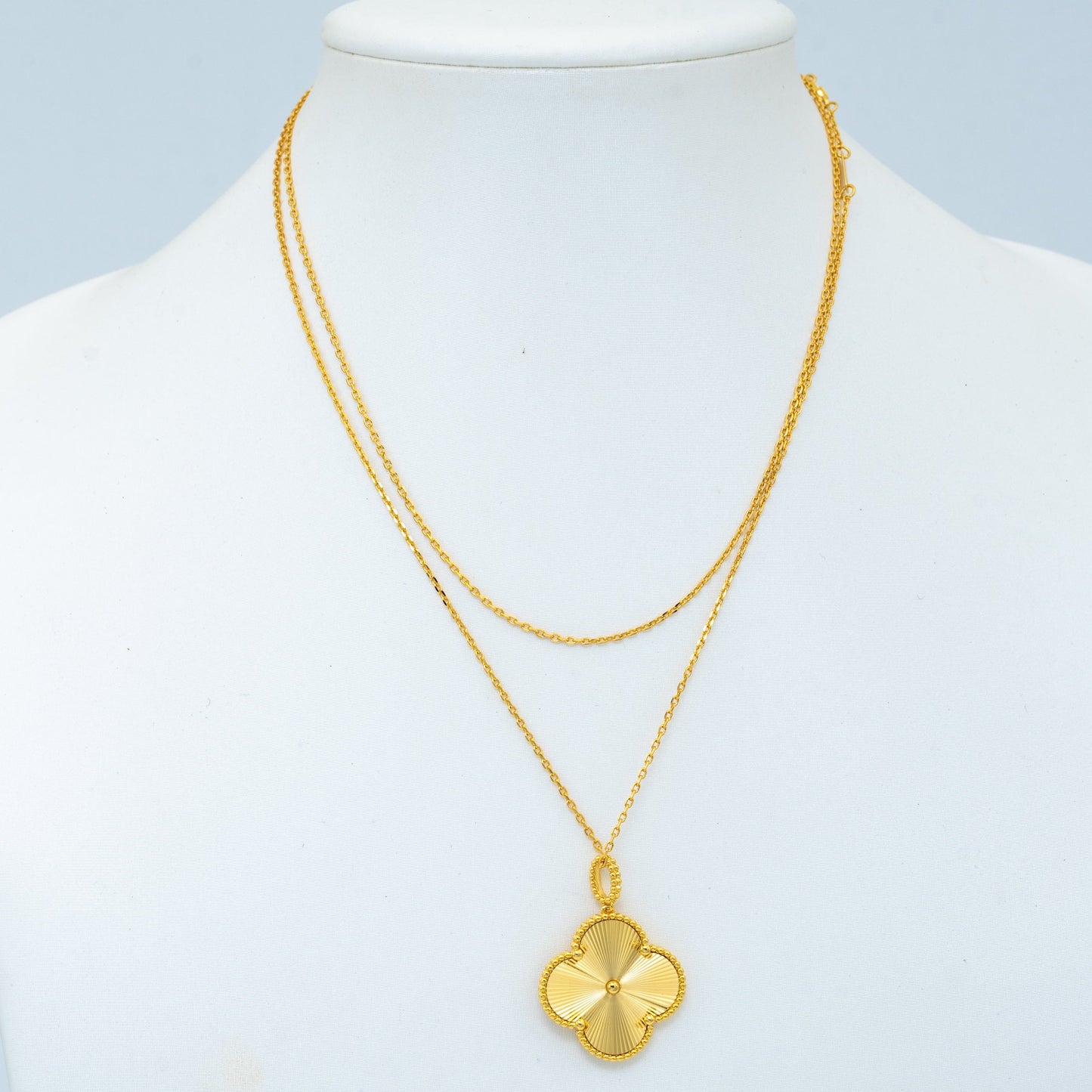 [Perla Lux]CLOVER 25MM PEDANT NECKLACE GOLD
