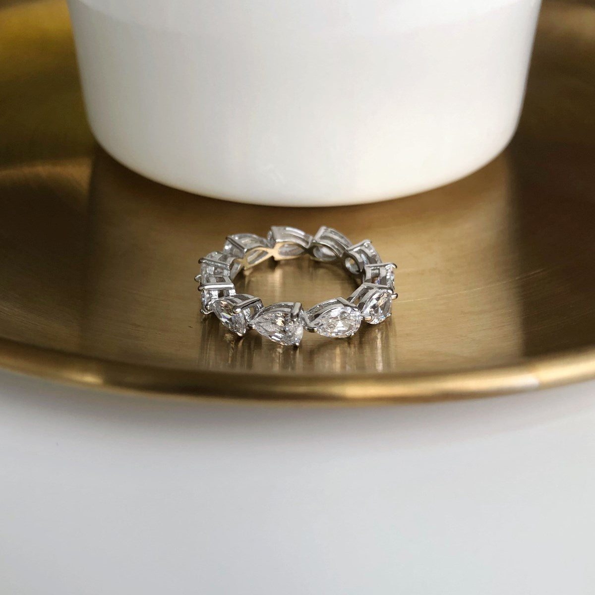 [Perla Lux]Exquisite Pear Cut Tennis Ring