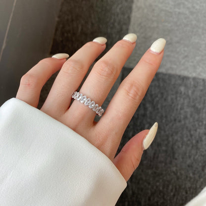 [Perla Lux]Ornate Oval Cut Tennis Ring