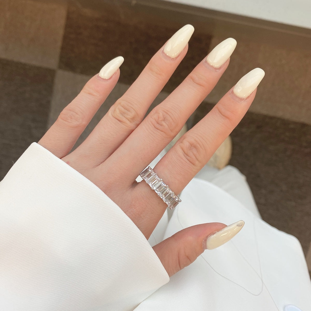 [Perla Lux]0.75 Carat Elegant Emerald Cut Tennis Ring