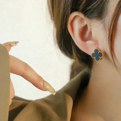 [Perla Lux]CLOVER MEDIUM 1 MOTIFS  ONYX STUD EARRINGS