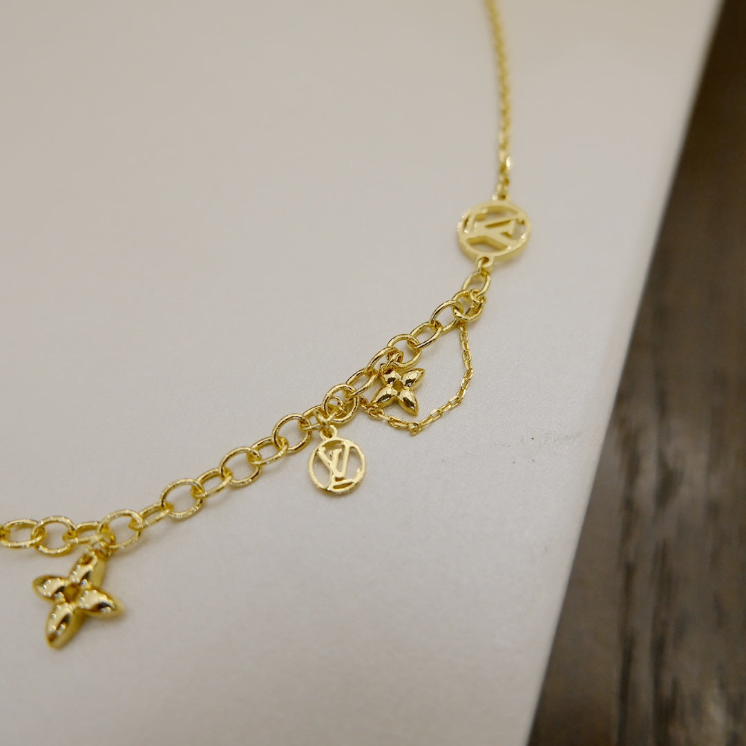 [Perla Lux]BLOOMING SUPPLE NECKLACE BRASS