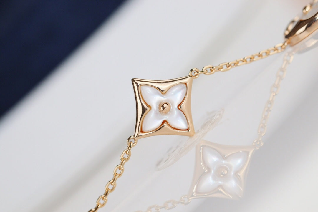 [Perla Lux]LEAF CLOVER BRACELET