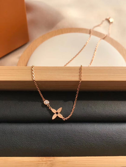 [Perla Lux]BLOSSOM PENDANT PINK GOLD AND DIAMOND