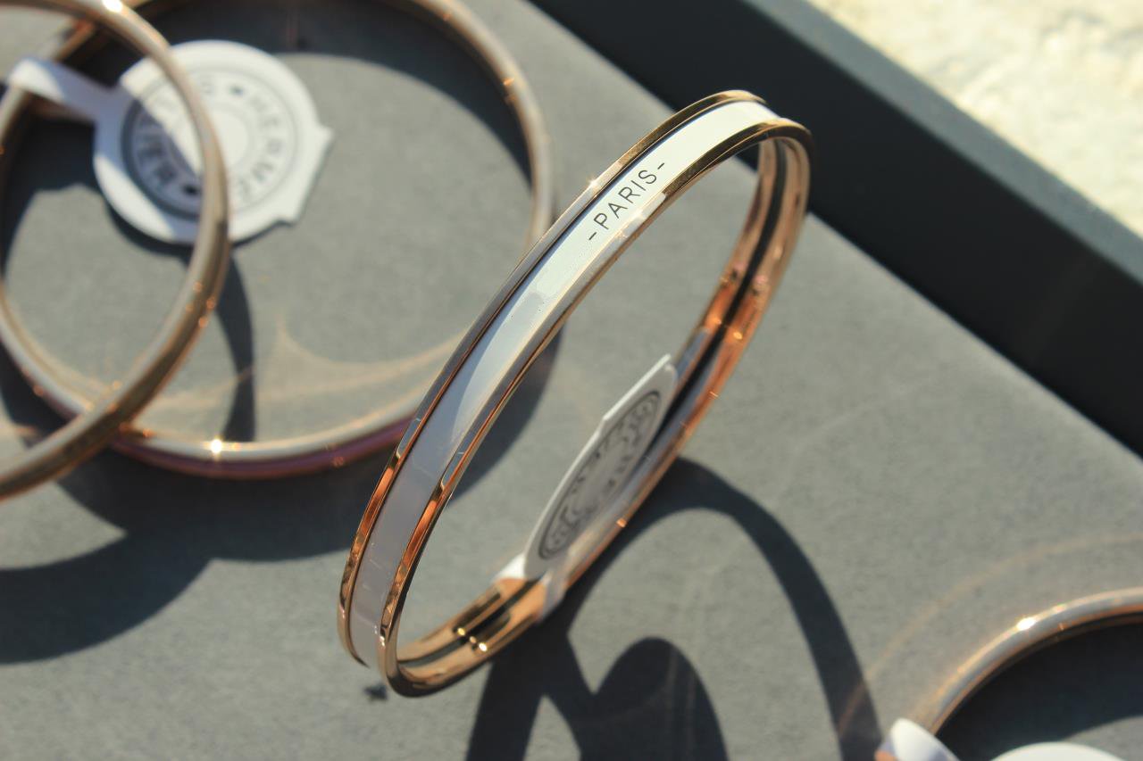 [Perla Lux]HM UNI BANGLE BAG