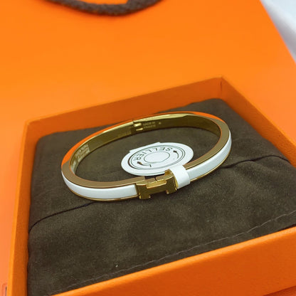 [Perla Lux]CLASSIC HM CLIC WHITE 8MM ENAMEL BRACELET