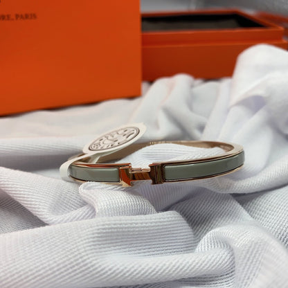 [Perla Lux]CLASSIC HM CLIC GREEN 8MM ENAMEL BRACELET