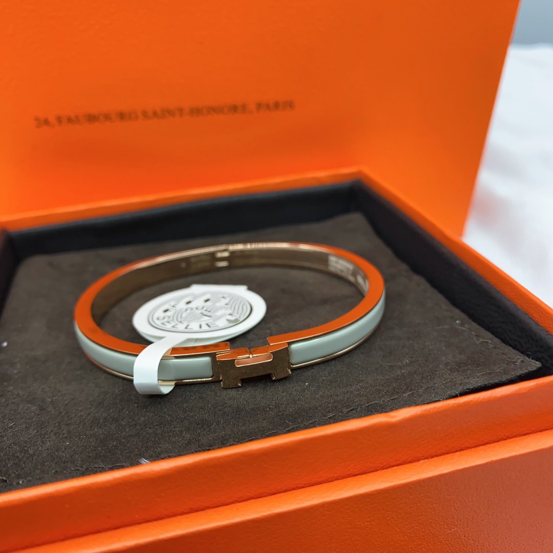 [Perla Lux]CLASSIC HM CLIC GREEN 8MM ENAMEL BRACELET