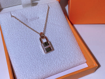 [Perla Lux]HM ADVANCED NICHE LOCK HEAD NECKLACE DIAMONDS