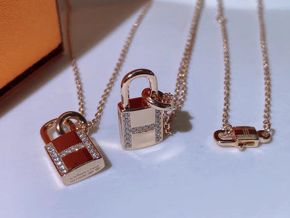 [Perla Lux]HM ADVANCED NICHE LOCK HEAD NECKLACE DIAMONDS