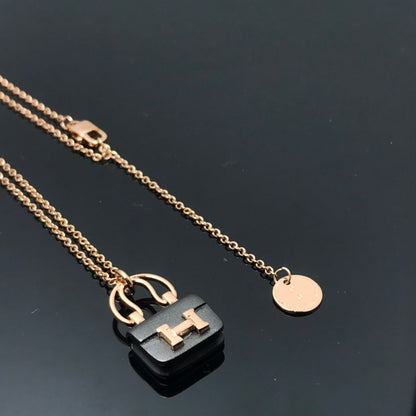 [Perla Lux]WOMEN'S HM AMULETTES CONSTANCE PENDANT NECKLACE