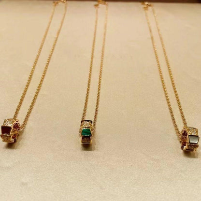 [Perla Lux]SERPENTI PEDANT DIAMOND NECKLACE