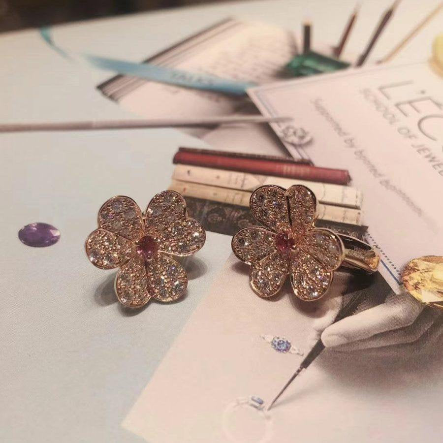 [Perla Lux]FRIVOLE PINK GOLD FLOWER DIAMOND EARRINGS