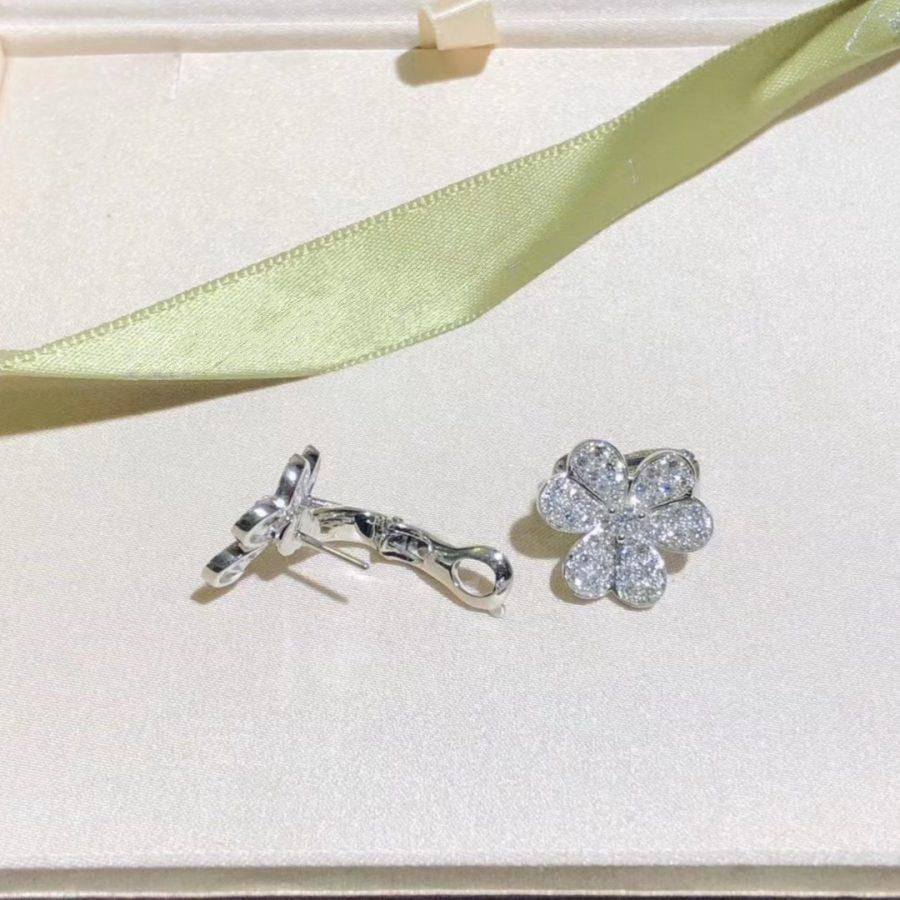 [Perla Lux]FRIVOLE SILVER FLOWER DIAMOND EARRINGS