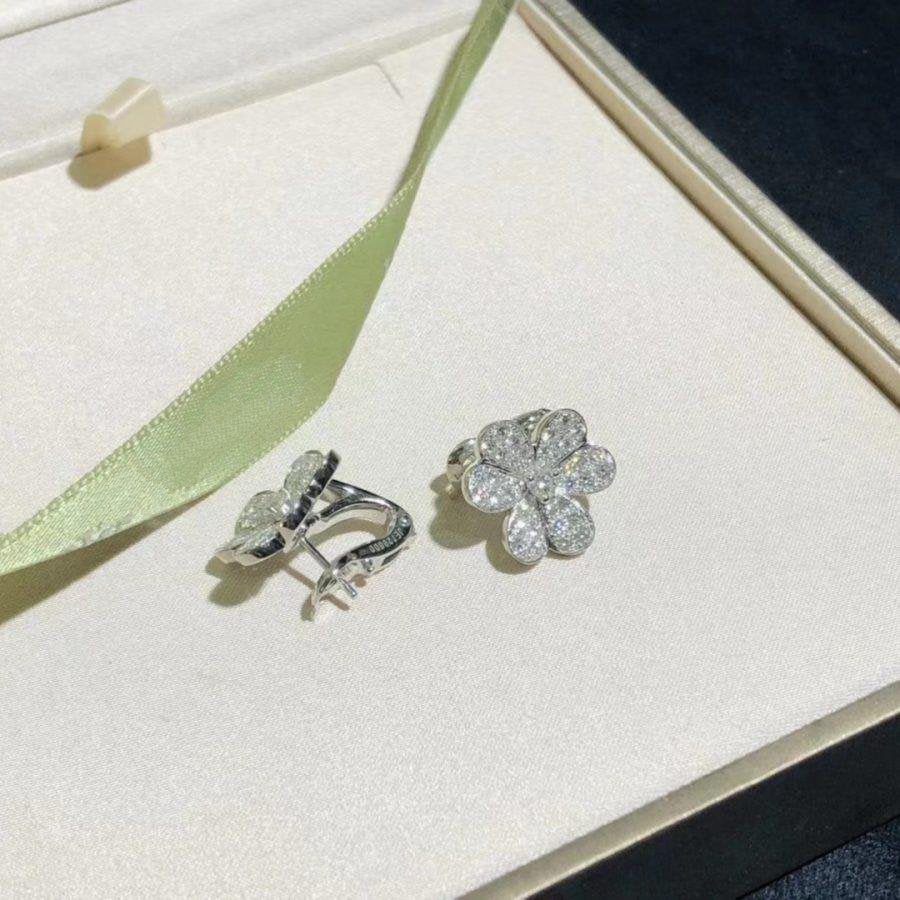 [Perla Lux]FRIVOLE SILVER FLOWER DIAMOND EARRINGS