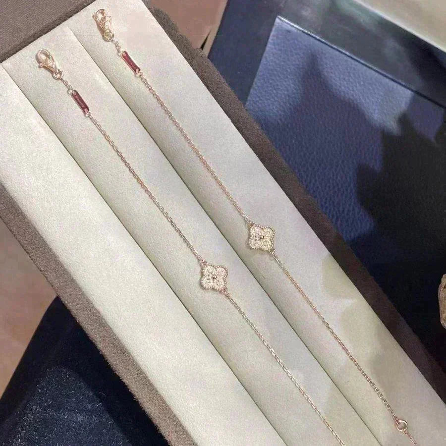 [Perla Lux]CLOVER SINGLE FLOWER BRACELET