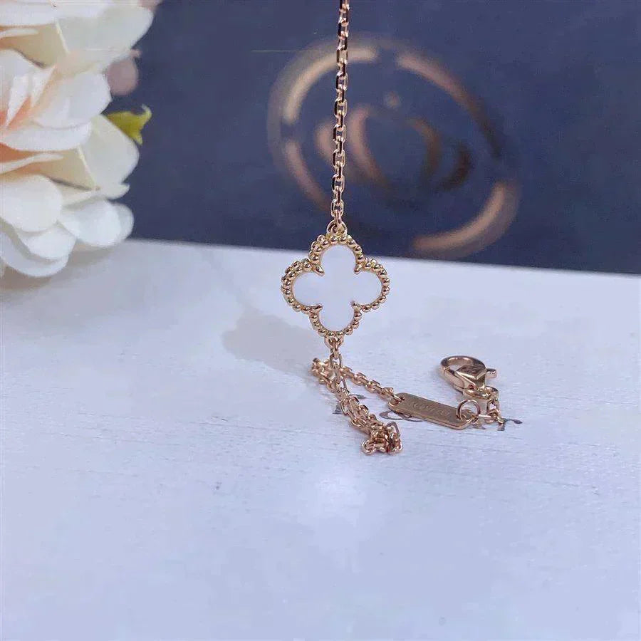[Perla Lux]CLOVER WHITE MOP SINGLE FLOWER BRACELET