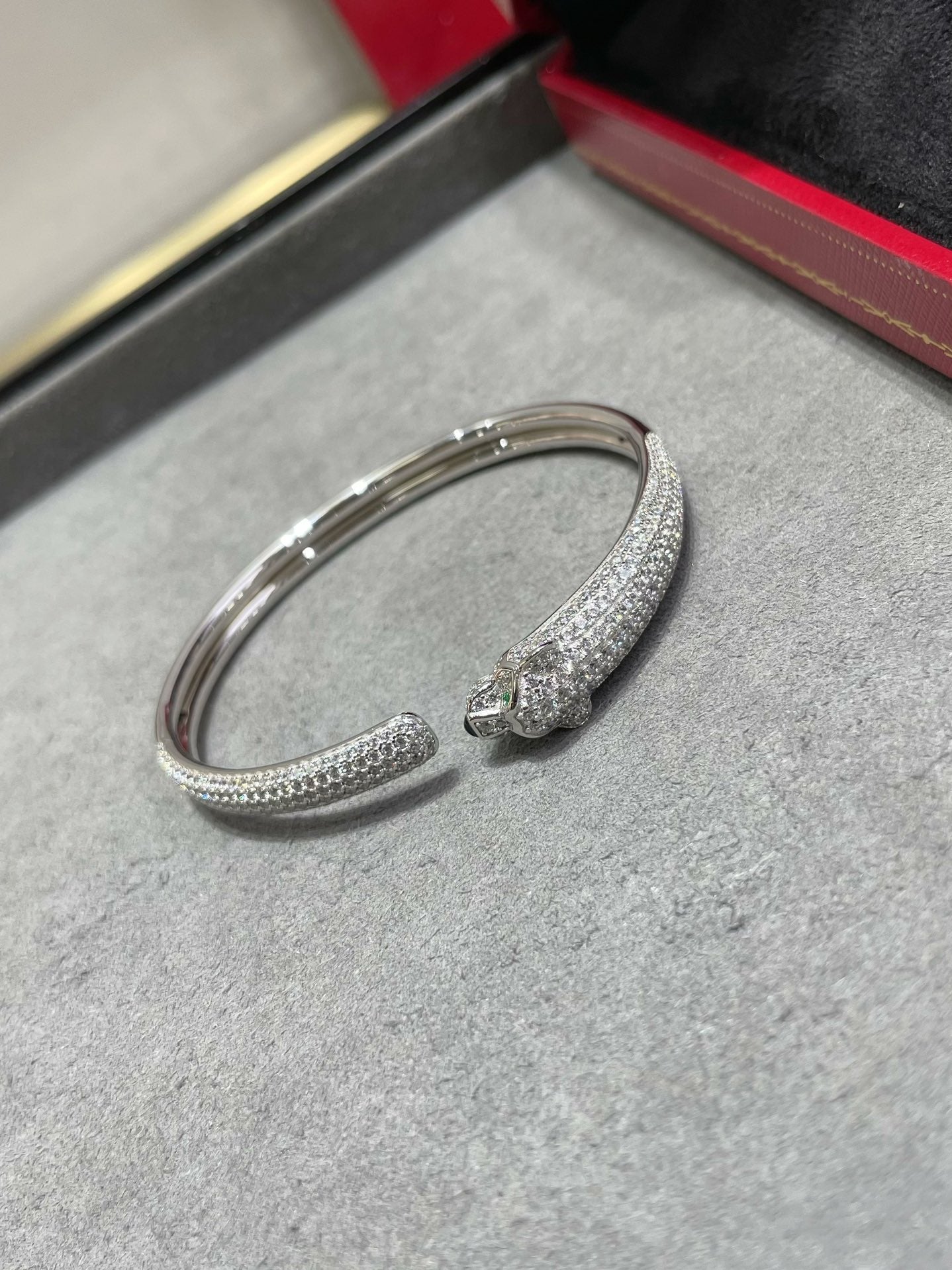 [Perla Lux]PANTHERE FULL DIAMOND OPEN BRACELET