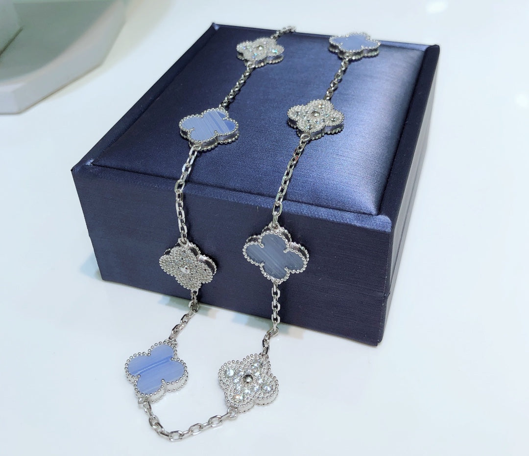 [Perla Lux]CLOVERS THE 10-MOTIFS CHALCEDONY DIAMONDS SILVER NECKLACE