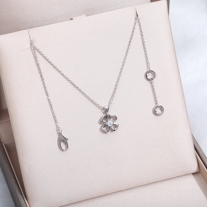 [Perla Lux]FIOREVER NECKLACE DIAMOND CENTER