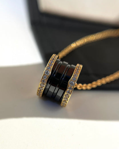 [Perla Lux]ZERO 1 BLACK CERAMIC DIAMOND PINK GOLD NECKLACE