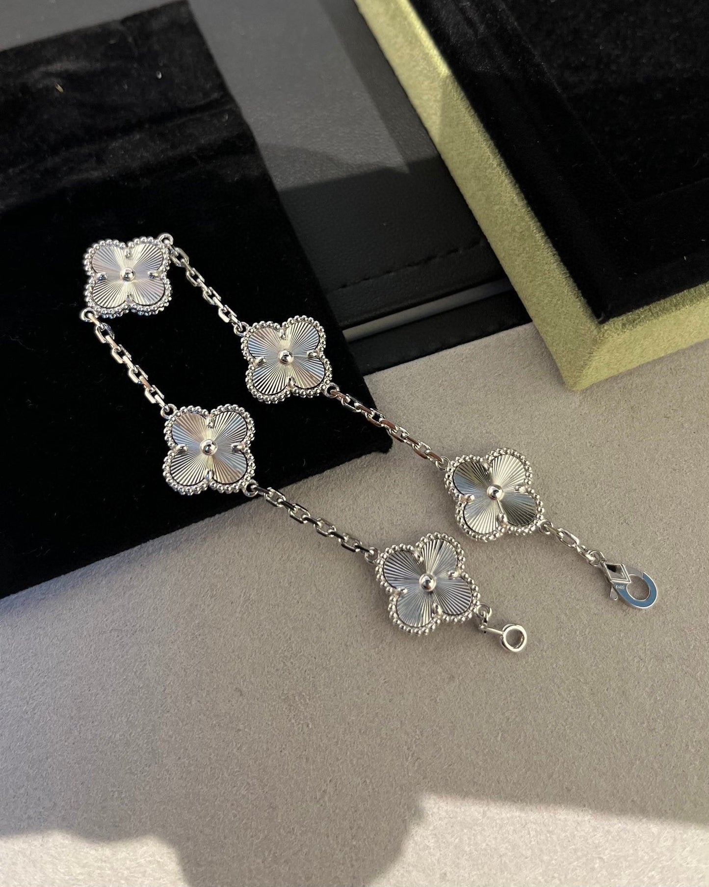 [Perla Lux]CLOVER SILVER 5 MOTIFS BRACELET