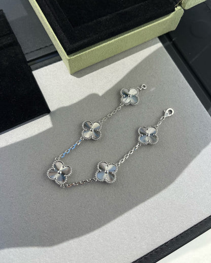 [Perla Lux]CLOVER SILVER 5 MOTIFS BRACELET